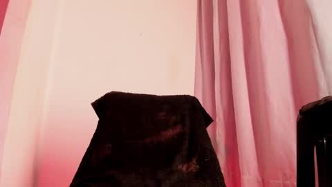 xmistresspervet online show from 12.19.25