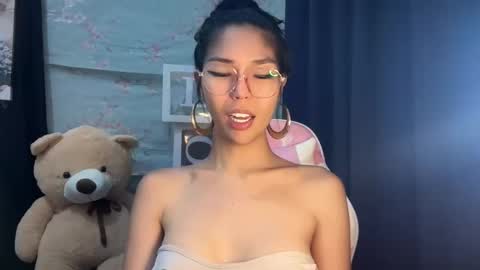 Sweet Monica online show from 10.04.25