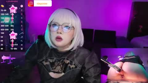 Nixy Crow online show from 10.23.25