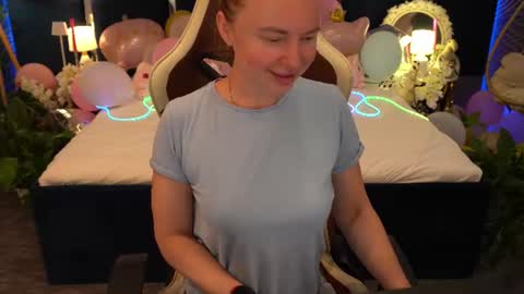 Monica online show from 07.11.26