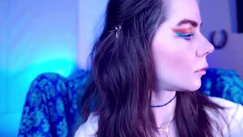 Bella Bondai online show from 03.22.26