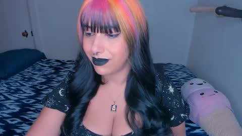 Rae  online show from 12.06.24