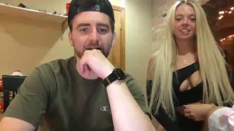 Snapshot of xoprincesspeachxo chatting on 09.30.25 xoprincesspeachxo online show from 09.30.25