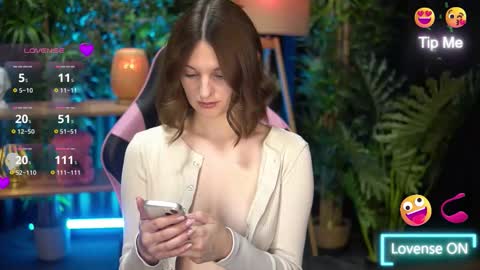 xoxo_molly online show from 11.24.25