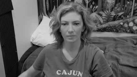 Snapshot of xpbunni chatting on 09.28.25 xpbunni online show from 09.28.25