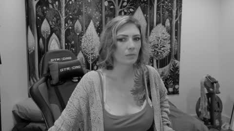 Snapshot of xpbunni chatting on 09.29.25 xpbunni online show from 09.29.25