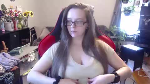 Snapshot of xqueenkendrax chatting on 07.12.26 xqueenkendrax online show from 07.12.26