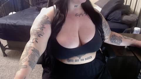 Snapshot of xrileyschembri chatting on 12.05.24 xorileyschembri online show from 12.05.24