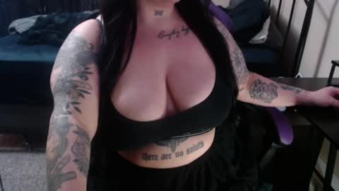 Snapshot of xrileyschembri chatting on 02.19.25 xorileyschembri online show from 02.19.25