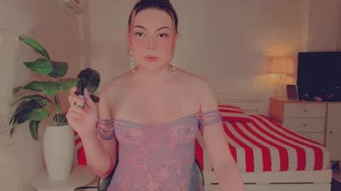 Snapshot of xseductivemichellex chatting on 02.26.25 Michelle online show from 02.26.25