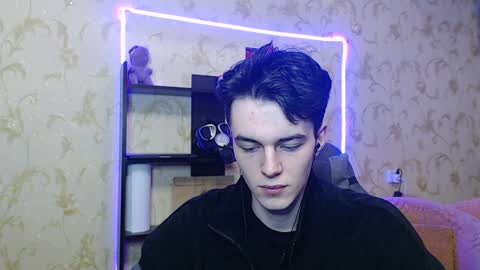 traqqq online show from 01.19.25