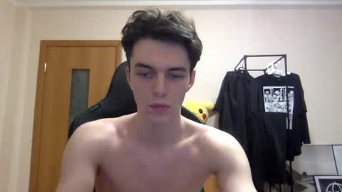 traqqq online show from 02.11.25