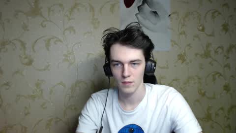 Snapshot of xtraqqq chatting on 03.16.26 traqqq online show from 03.16.26