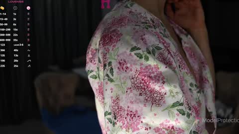 FrancyStepmom and YStepson    INTERESTED IN A GIRL-GIRL COLLABORATION  TEXT ME HERE  or INSTAGRAM online show from 03.05.25