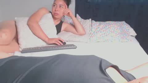 Gabriela and Camila online show from 02.17.25