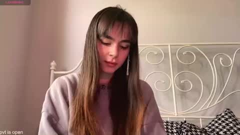 Lily online show from 06.25.26
