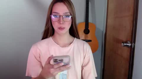 Dyanna Zulla online show from 12.11.24