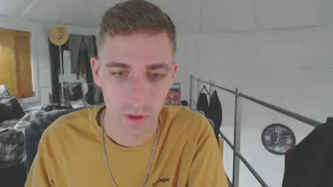 Snapshot of xxivantheterriblexx chatting on 12.11.24 Ivan online show from 12.11.24