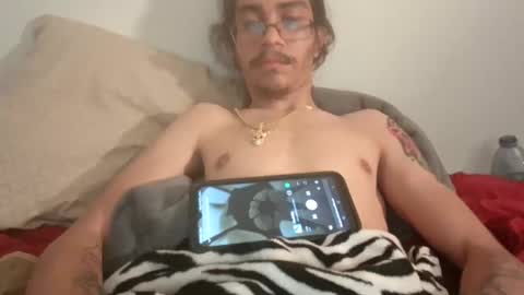 Snapshot of xxjasoneecxx chatting on 12.28.24 XxJasoneecxX online show from 12.28.24