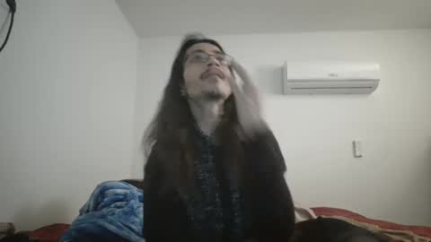 Snapshot of xxjasoneecxx chatting on 01.03.25 XxJasoneecxX online show from 01.03.25