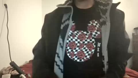 Snapshot of xxjasoneecxx chatting on 01.05.25 XxJasoneecxX online show from 01.05.25