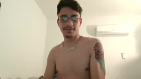 Snapshot of xxjasoneecxx chatting on 02.02.25 XxJasoneecxX online show from 02.02.25