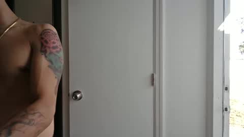 Snapshot of xxjasoneecxx chatting on 02.15.25 XxJasoneecxX online show from 02.15.25