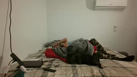 Snapshot of xxjasoneecxx chatting on 03.01.25 XxJasoneecxX online show from 03.01.25