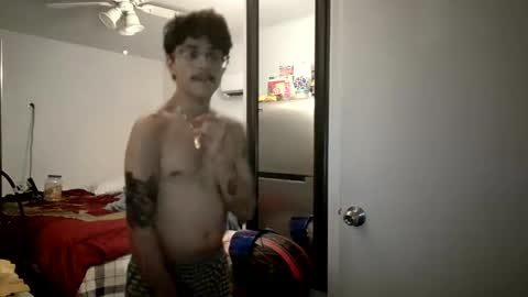 Snapshot of xxjasoneecxx chatting on 10.12.25 XxJasoneecxX online show from 10.12.25