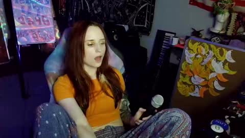 Snapshot of xxlilithmoonxx chatting on 02.11.26 Lilith online show from 02.11.26