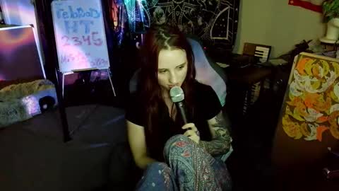 Snapshot of xxlilithmoonxx chatting on 02.20.26 Lilith online show from 02.20.26