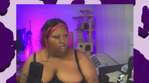 Snapshot of xxmoniquestarrxx chatting on 02.08.26 Thee Baddest BBW online show from 02.08.26