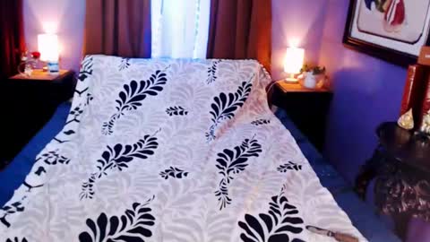 Snapshot of xxqueenofperfectionxx chatting on 02.11.25 urperfection kelly online show from 02.11.25