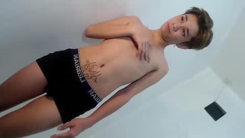 Snapshot of xxsebastian18 chatting on 12.08.24 seb online show from 12.08.24