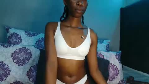 xxsexytalia28 online show from 01.06.26