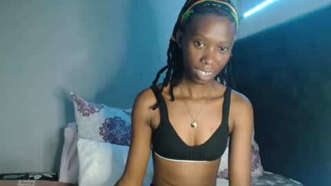 xxsexytalia28 online show from 02.21.26