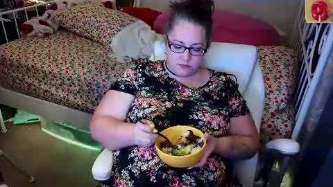 Strawberry Jane online show from 07.01.26