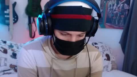 Snapshot of xxwhitefoxx chatting on 02.04.26 David Fox online show from 02.04.26