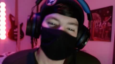 Snapshot of xxwhitefoxx chatting on 02.24.26 David Fox online show from 02.24.26