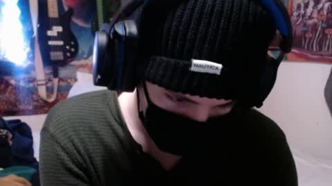 Snapshot of xxwhitefoxx chatting on 04.20.26 David Fox online show from 04.20.26