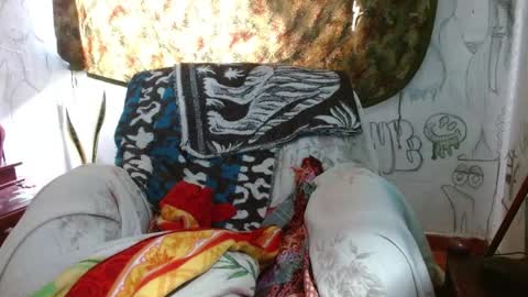 Snapshot of xxx_morena chatting on 02.11.25 LILI online show from 02.11.25