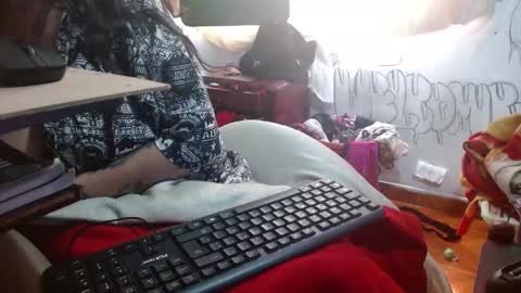 Snapshot of xxx_morena chatting on 03.09.25 LILI online show from 03.09.25