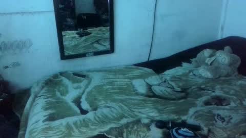 Snapshot of xxx_morena chatting on 10.28.25 LILI online show from 10.28.25