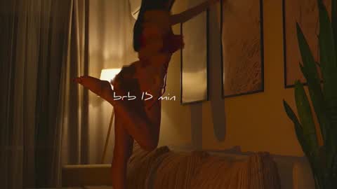 Molly online show from 02.02.26