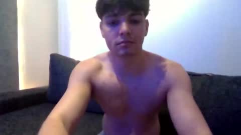 Snapshot of xxxbeastboi chatting on 09.10.25 xxxbeastboi online show from 09.10.25