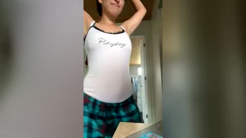 Snapshot of xxxbellalola chatting on 06.30.26 Lola online show from 06.30.26