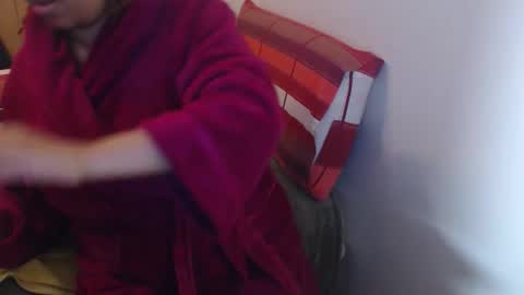 Snapshot of xxxbustybabe27x chatting on 04.18.26 Ayanda online show from 04.18.26