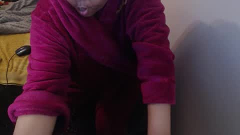 Snapshot of xxxbustybabe27x chatting on 04.18.26 Ayanda online show from 04.18.26