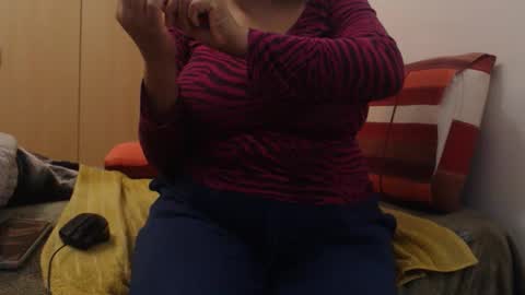 Snapshot of xxxbustybabe27x chatting on 04.29.26 Ayanda online show from 04.29.26