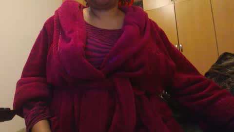 Snapshot of xxxbustybabe27x chatting on 04.30.26 Ayanda online show from 04.30.26